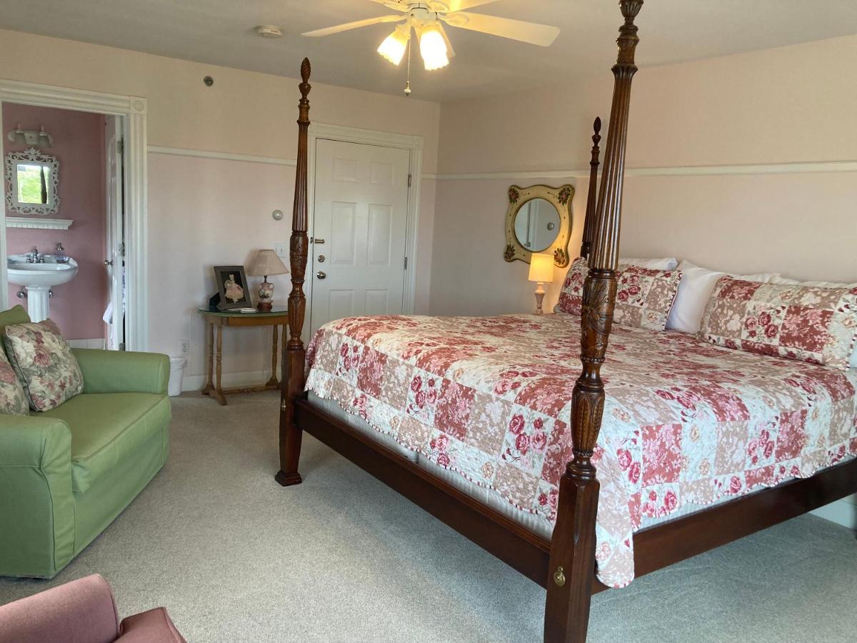 Payne'S Harbor View Inn New Shoreham Dış mekan fotoğraf